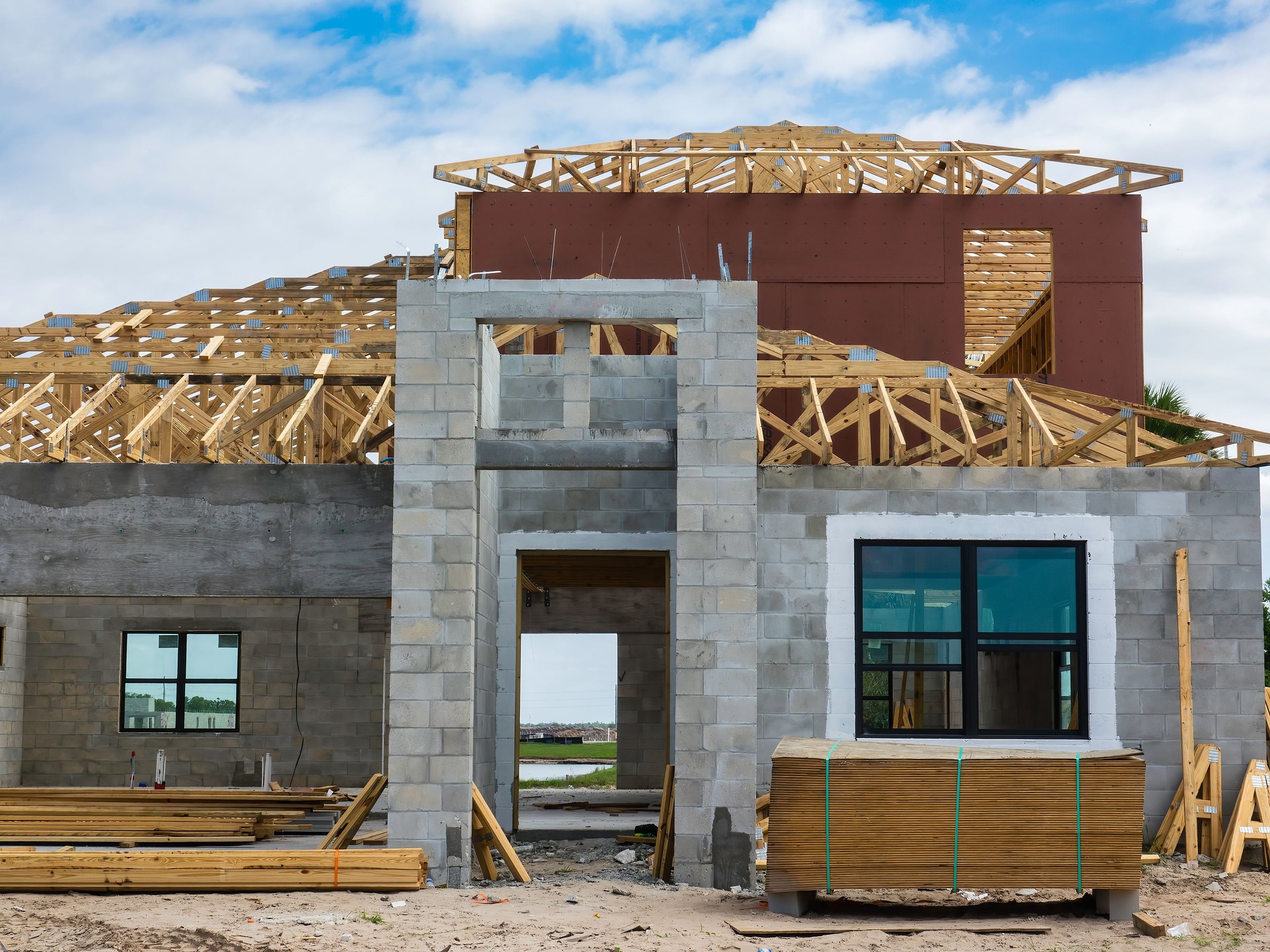 Frontal view of single-family house under construction in Florida